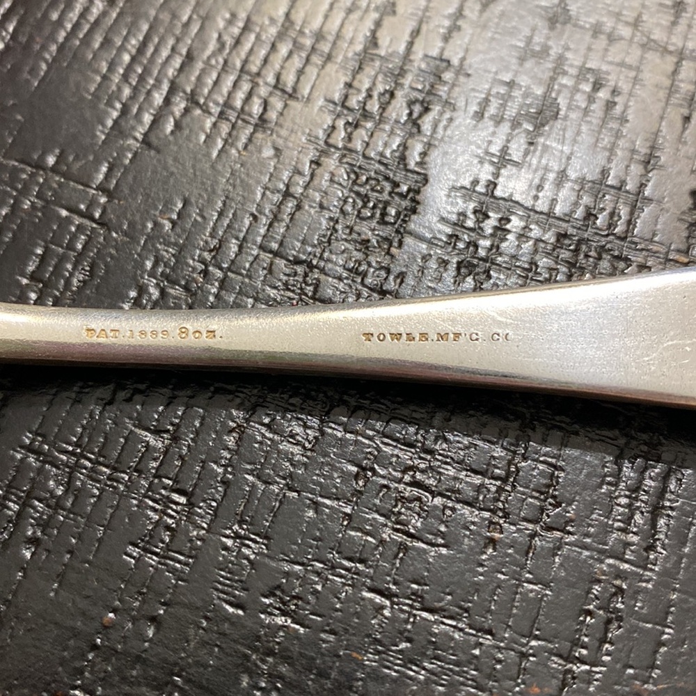 Antique 1889 Patent Towle Shell 2 Set Of 9 Monogrammed Dinner Forks! - Picture 4 of 6